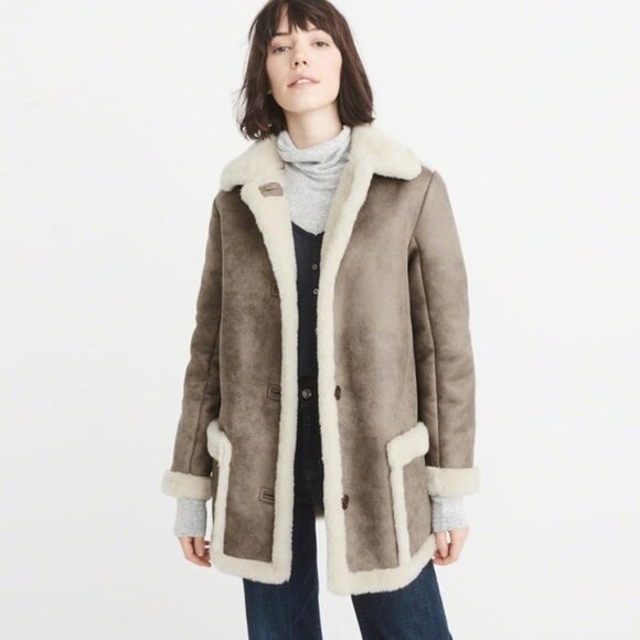 Abercrombie & Fitch Jackets & Blazers - Abercrombie & Fitch - Faux Shearling Coat - Taupe